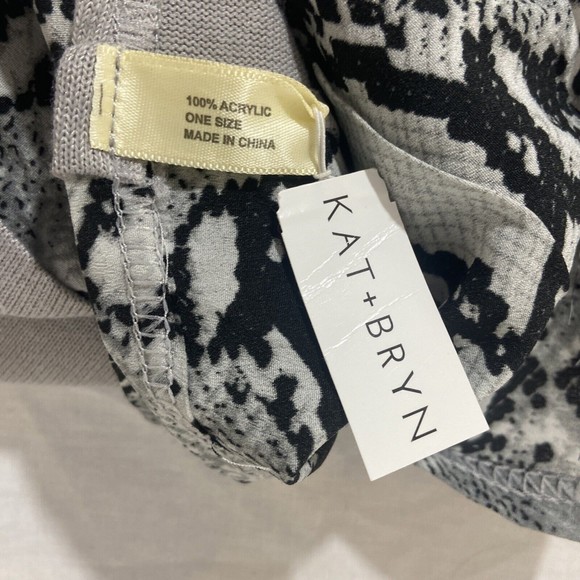 Popover Shawl One Size Gray Animal Print Trim Stretch Convertible KAT + Bryn - Picture 4 of 5